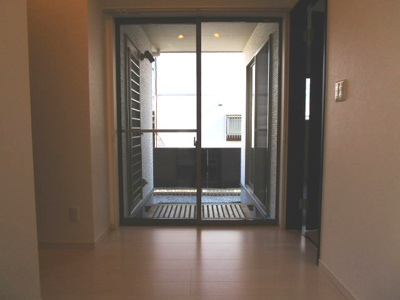 【玄関】 | 高知市薊野西町2丁目 中古売家 3SLDK | 玄関ホール