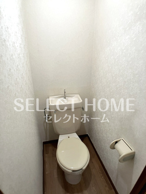 【トイレ】 | エクセレントハイツＡ | ゆったりとした空間のトイレです