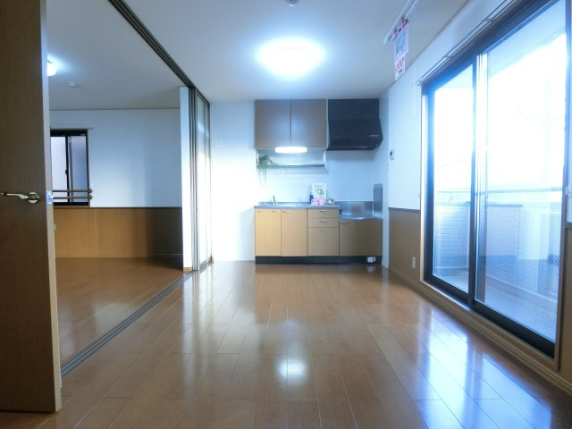 マンマミーヤB棟の居間・リビング