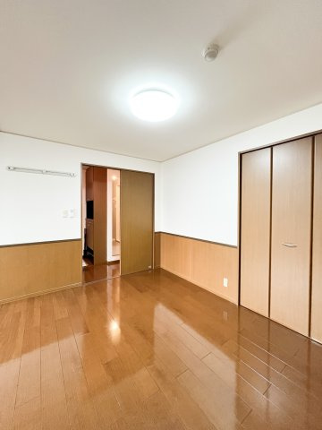 マンマミーヤB棟の洋室