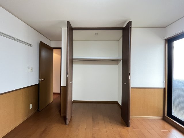 マンマミーヤB棟の洋室