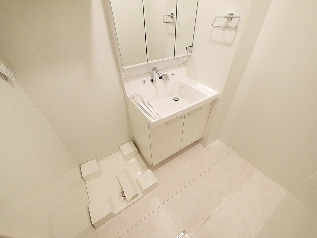 Cuore 都跡の洗面所|明るい洗面所です