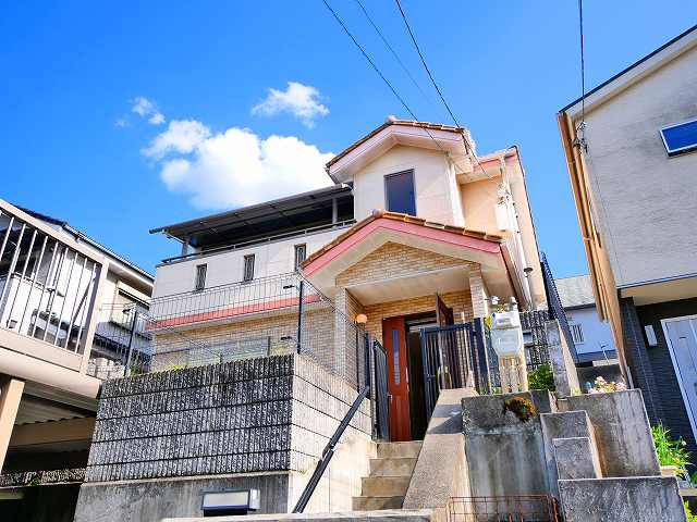 富雄元町１丁目戸建