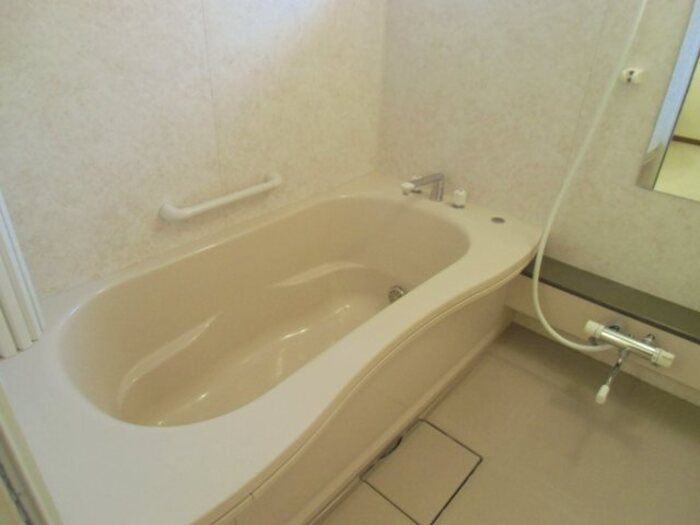 ヴィーブル鷺沼台の浴室