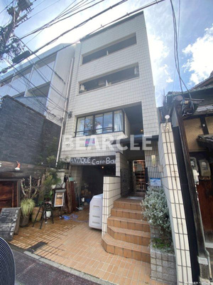 【外観】 | ピュアコート錦 | 外はこのようになっています