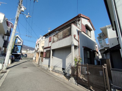 【前面道路含む現地写真】 | 灘区神前町2丁目　土地 | 前面道路は4.5ｍ