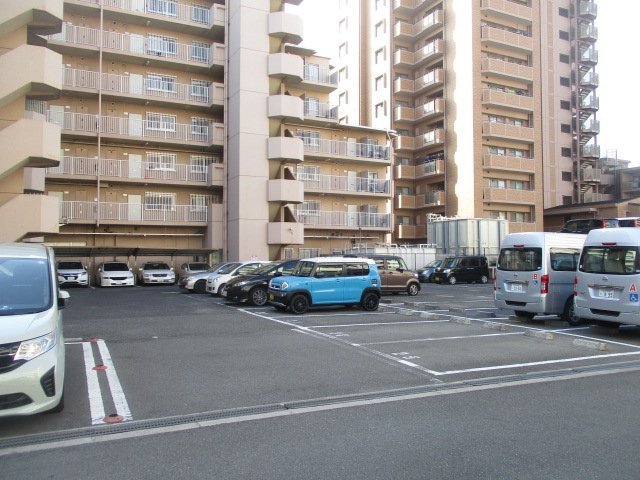 【駐車場】 | ヴィラスリースター住之江
