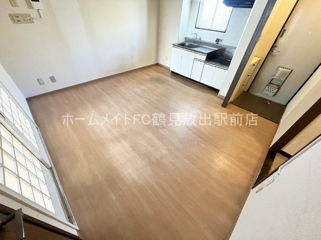 ロジュマン鶴見の居間・リビング