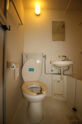 COMODO　A,B,C,Dのトイレ