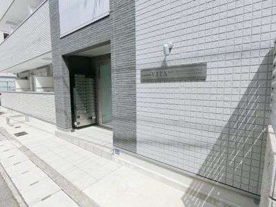 【エントランス】 | ワコーレヴィータ神戸下沢通Plus | 毎日通るエントランスはこのようになっています