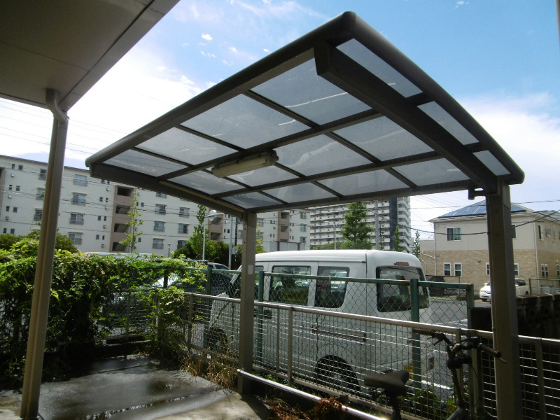 屋根付き駐輪場