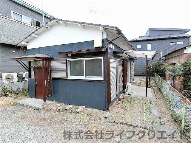 田中町1丁目貸家の外観