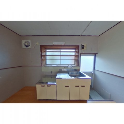 岐阜市長良宮路町１丁目の一戸建てのキッチン