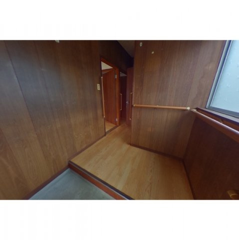 岐阜市長良宮路町１丁目の一戸建ての玄関