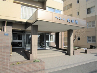 【エントランス】 | ●共用玄関スロープ・手摺付