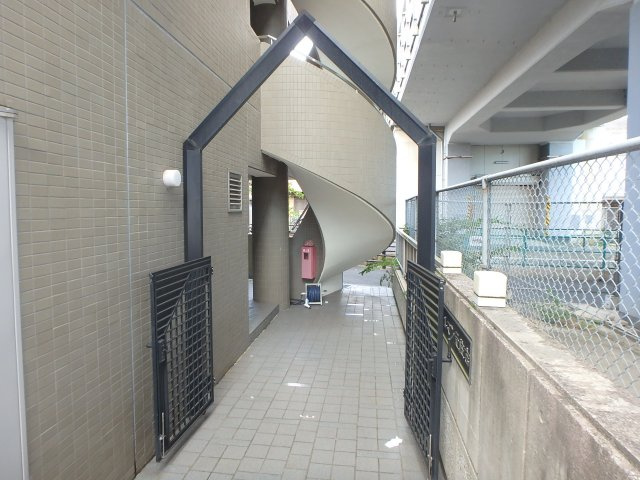 シャルマン元住吉のエントランス