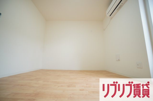 ライブリー千葉松波の居間・リビング