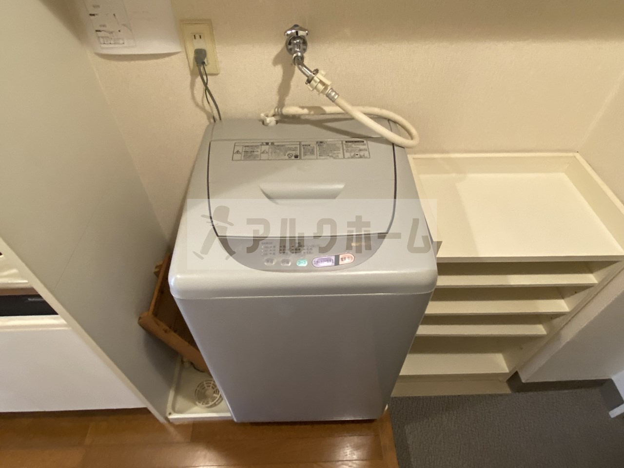 コートハウス中野の設備|コートハウス中野　洗濯機