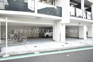 【駐車場】 | 駐車場の空きは要確認です。