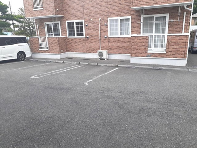 【駐車場】 | クリスタルガ－デンＡ