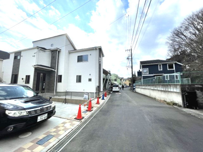 【前面道路含む現地写真】 | 日野市東豊田４丁目新築戸建て４棟　２号棟 | 前面道路含む現地写真です