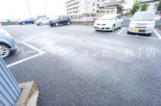 【駐車場】