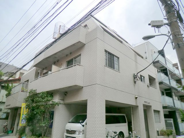 ヤザワハイツのエントランス