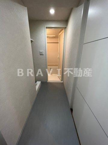 セイワパレス森ノ宮中央 BRAVI不動産の洗面所|【セイワパレス森ノ宮中央】明るい洗面所です