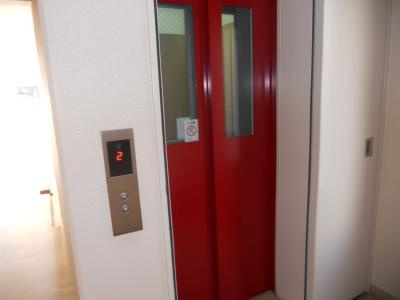 パレスコートのその他|エレベーター