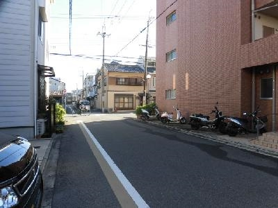 パレスコートの周辺|前面道路