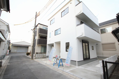 【前面道路含む現地写真】 | 三郷市鷹野1丁目 | 前面道路は４ｍです