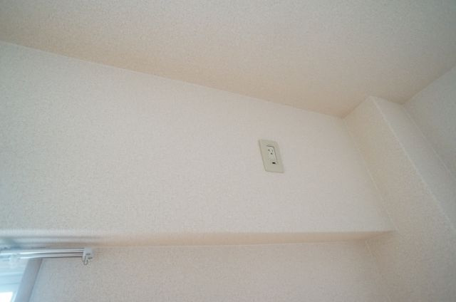 ビューテラス売布Ⅱ（View Terrace 売布Ⅱ）のその他|主寝室のエアコン設置箇所です
参考、同建物・反転間取りの号室