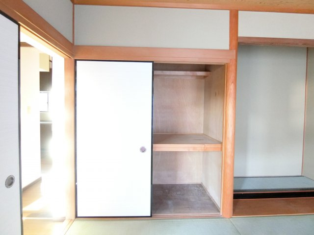 美加の台貸家の収納