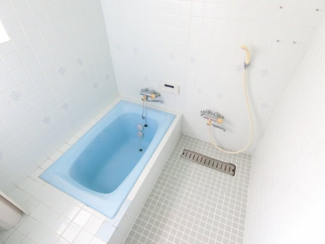 美加の台貸家の浴室