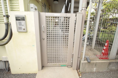 【その他共用部分】 | カサフローラ | オートロック付き