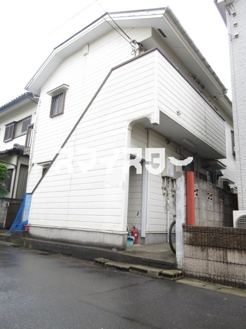 調布市西つつじケ丘１丁目のアパートの外観