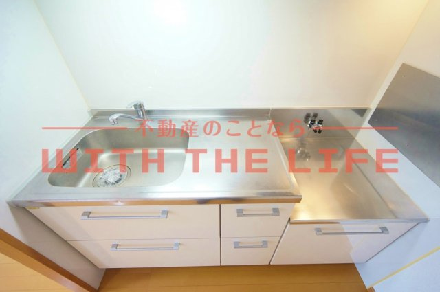 エクセレント東町【10,000円キャッシュバック対象物件】のキッチン|お料理しやすいキッチンです