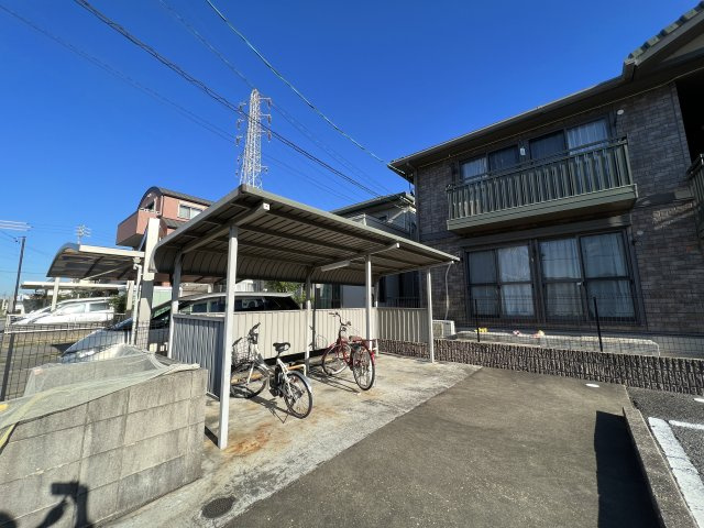 カサ・ベルテのその他共用部分|自転車置場