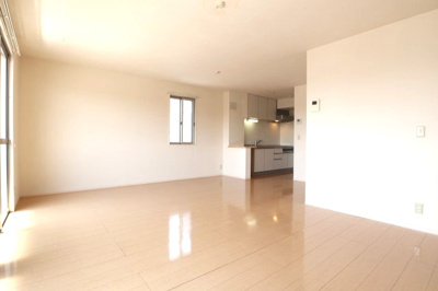 【居間・リビング】 | グレイスコート水谷 | リビング