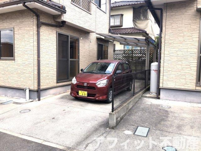 【駐車場】 | ルミエール坂里