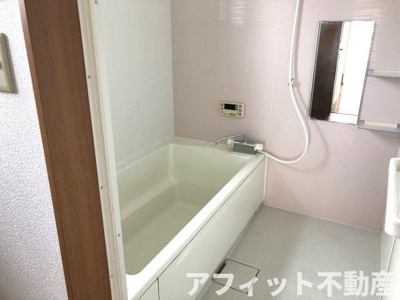 【浴室】 | ルミエール坂里 | 追い焚き機能付き