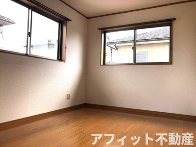 【寝室】 | ルミエール坂里 | 洋室6帖