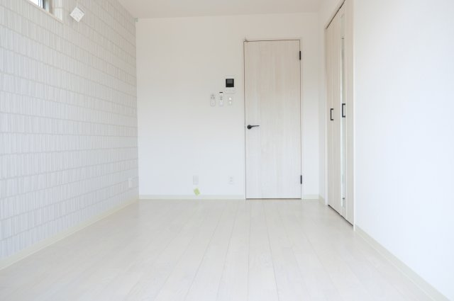 【洋室】 | クリエオーレ小若江 | 個人の部屋や寝室として使える洋室です