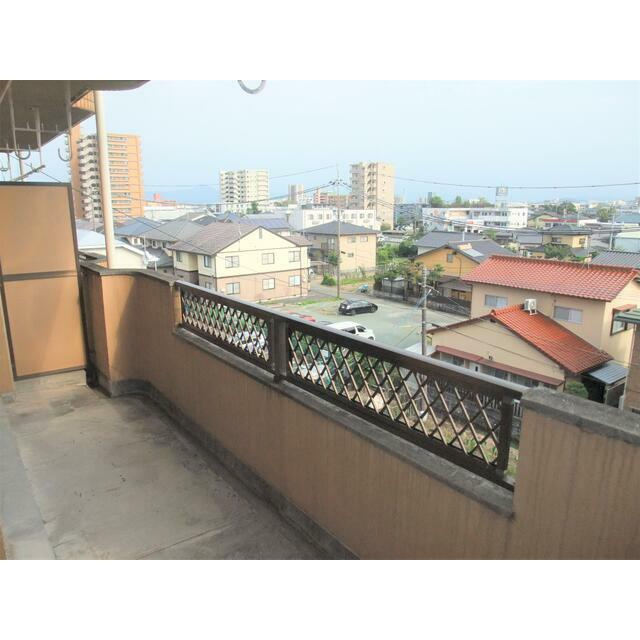 熊本市南区田迎３丁目の賃貸マンションのバルコニー