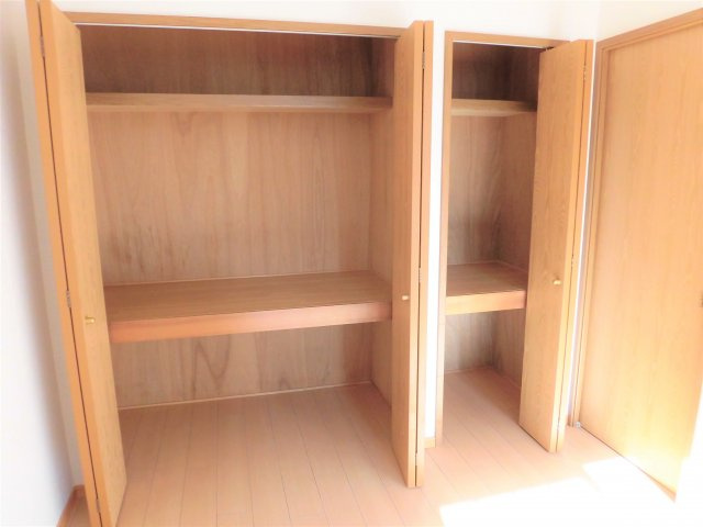 ガーデンヒルズの収納