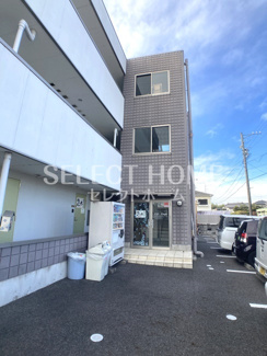 【エントランス】 | 毎日通るエントランスはこのようになっています
