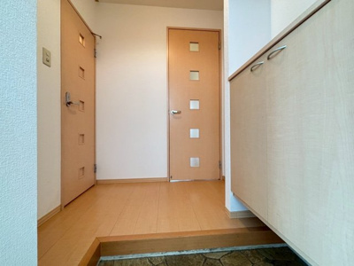 【玄関】 | セジュール九品寺