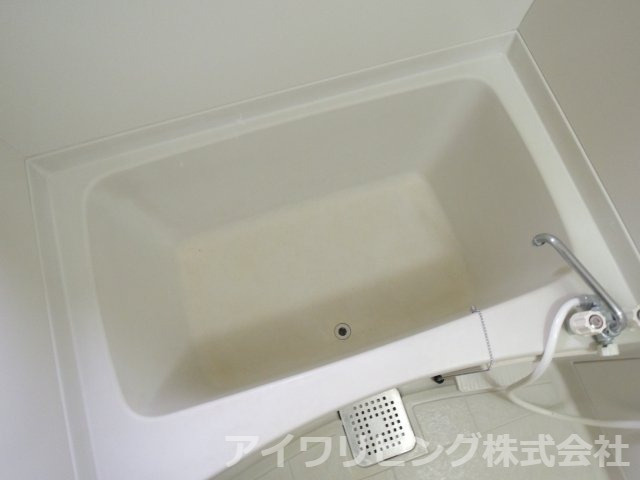リバーサイド・イトウⅡB棟の浴室|【リバーサイド・イトウⅡB棟】