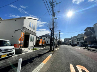 【前面道路含む現地写真】