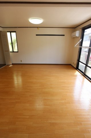 セジュールサクラの居間・リビング|ゆったりとしたリビングです